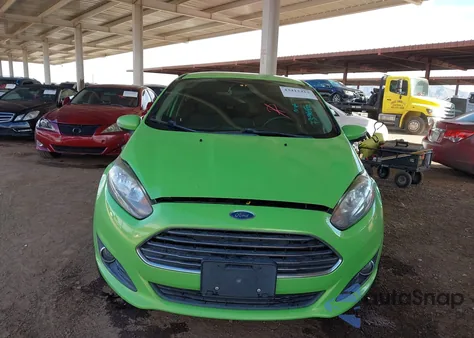 2014 Ford Fiesta Se z USA, uszkodzony, nr VIN 3FADP4EJ6EM139680